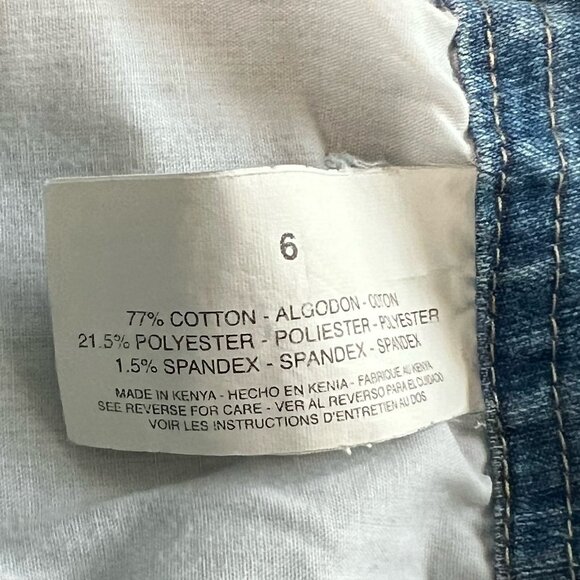 Womens Gloria Vanderbilt Capri Denim Jeans Light Wash Size 6 Meas 26x20 Slits - Picture 9 of 14